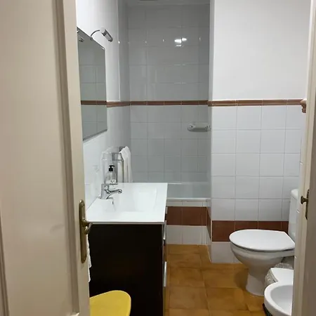 アパート Apartamento Primera Linea De Playa Con Piscina. *